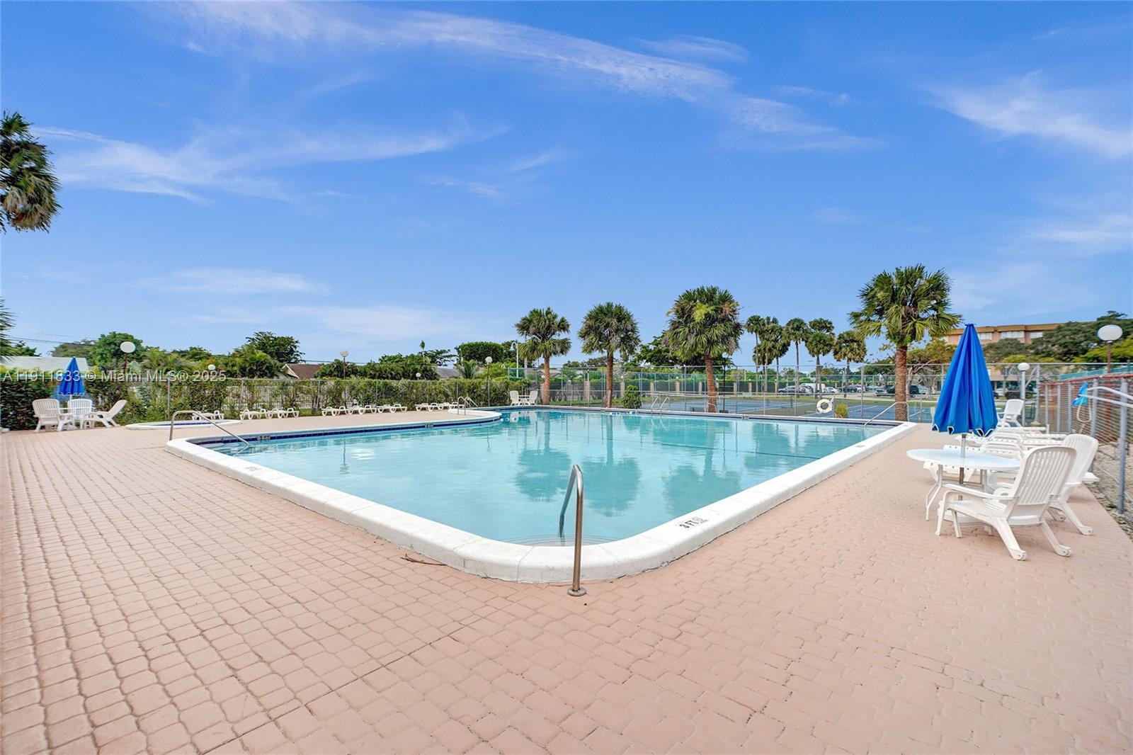 BARCLAY AT HAMPTONS WEST - Residential