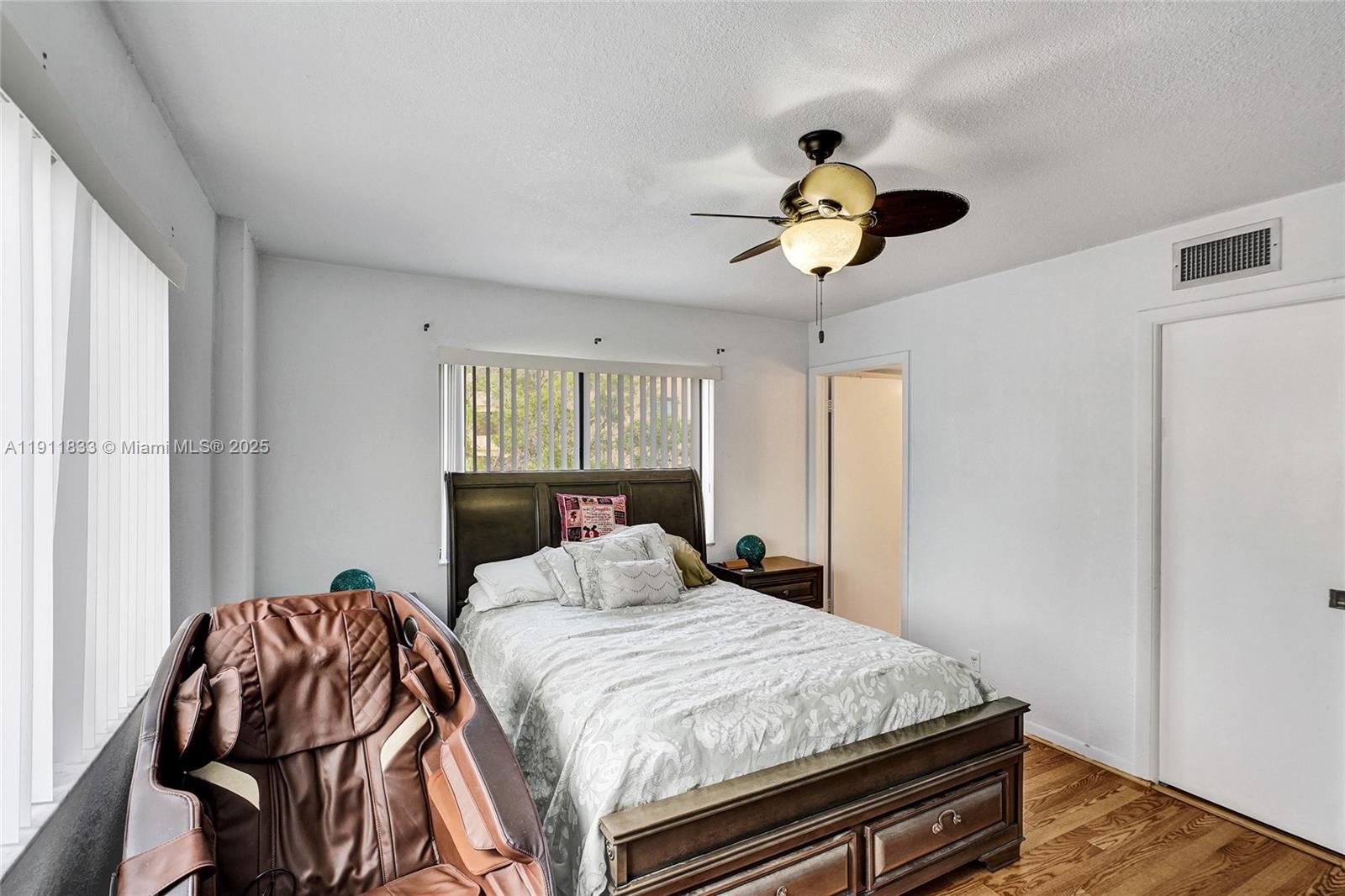 BARCLAY AT HAMPTONS WEST - Residential