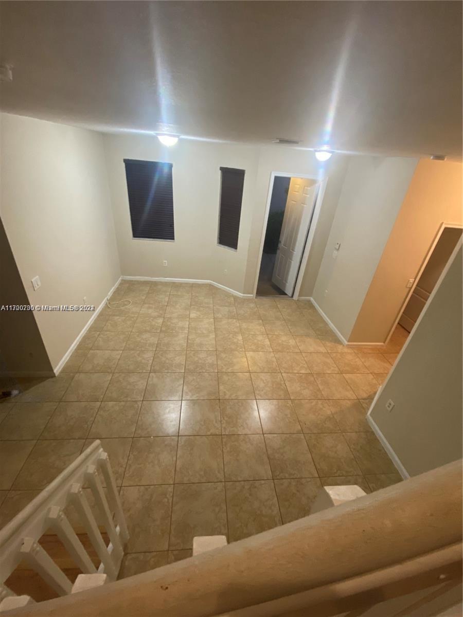 MAJORCA ISLES IV CONDO - Residential Lease
