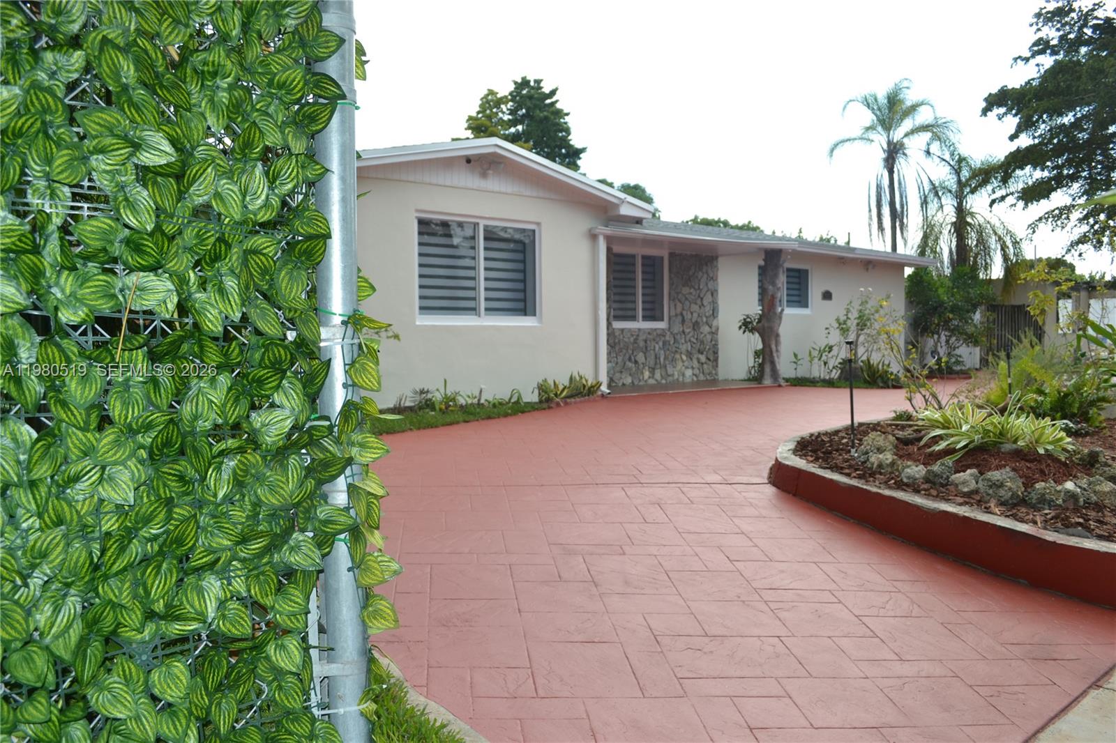CUTLER RIDGE PINES - Residential