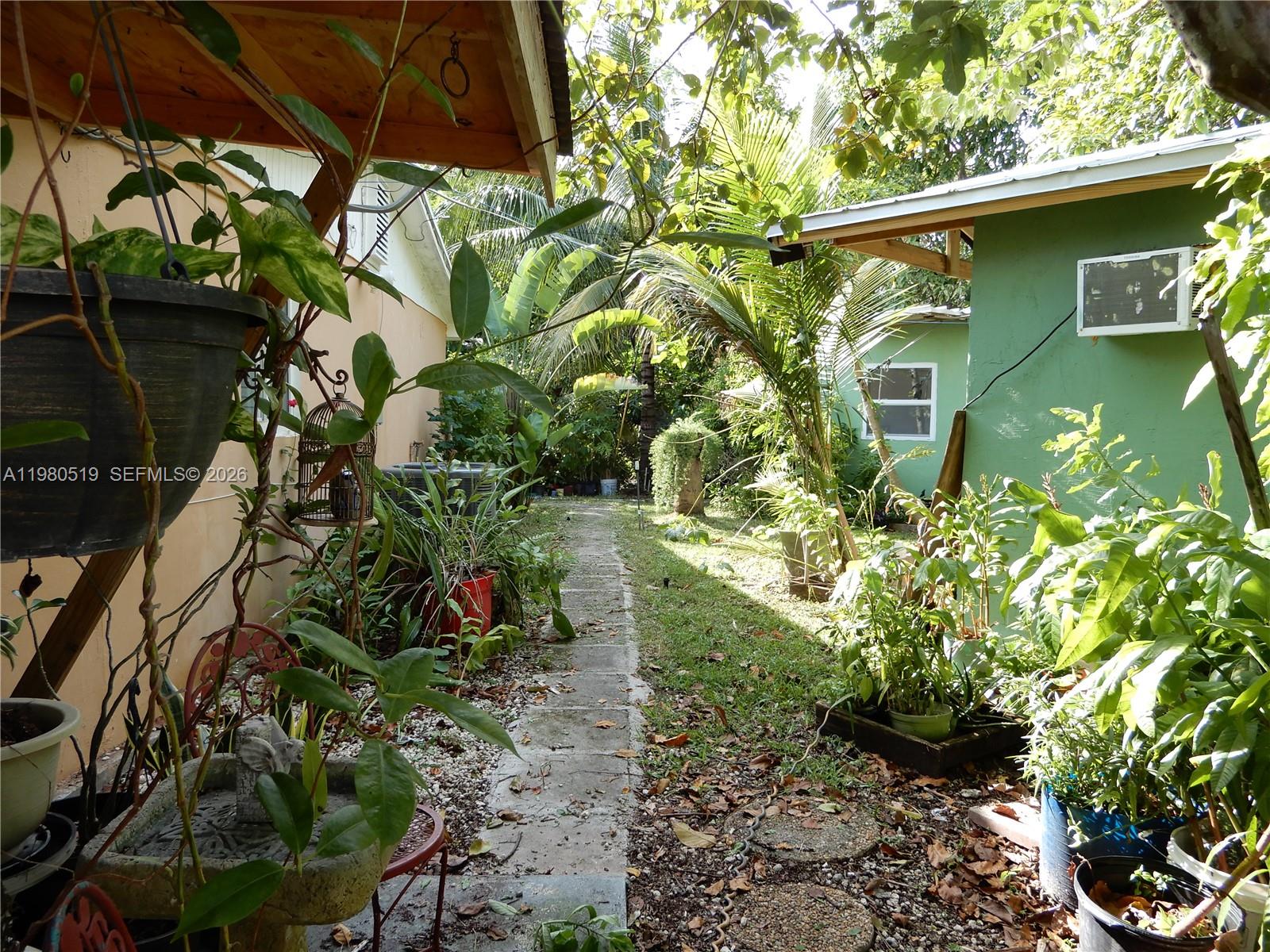 CUTLER RIDGE PINES - Residential