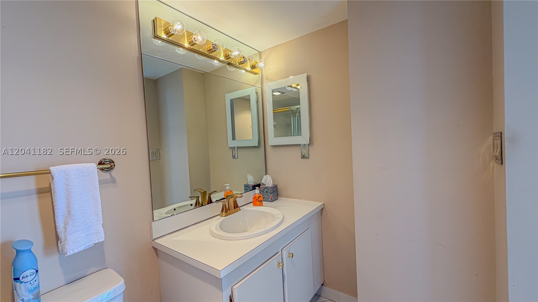 CORONADO CONDO- TOWER 1 - Residential