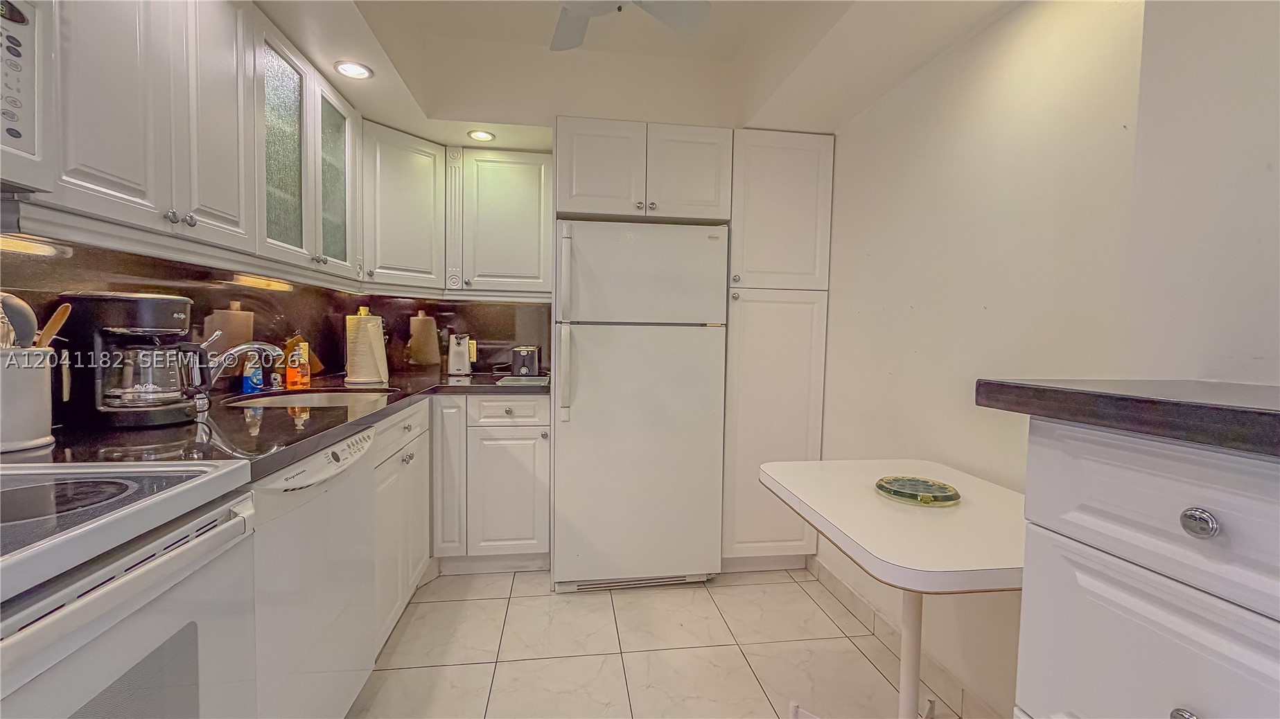 CORONADO CONDO- TOWER 1 - Residential