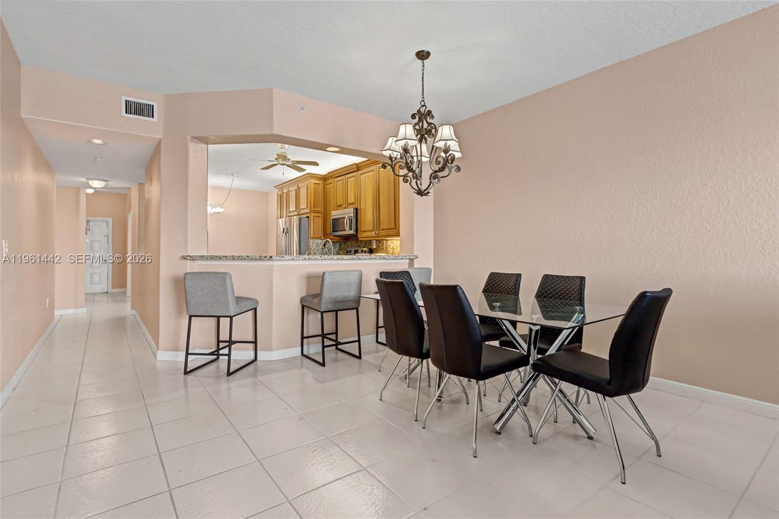 SOUTHAMPTON CONDOMINIUM F - Residential