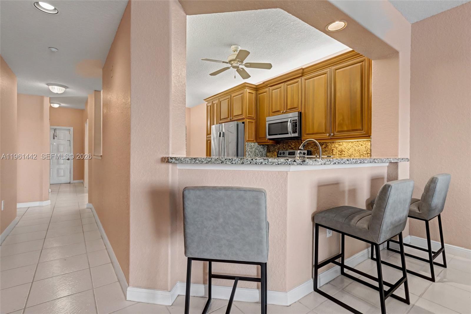 SOUTHAMPTON CONDOMINIUM F - Residential