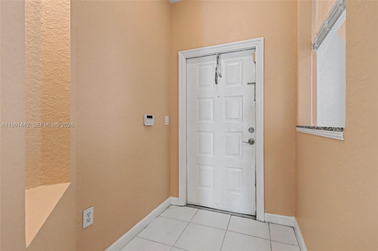 SOUTHAMPTON CONDOMINIUM F - Residential