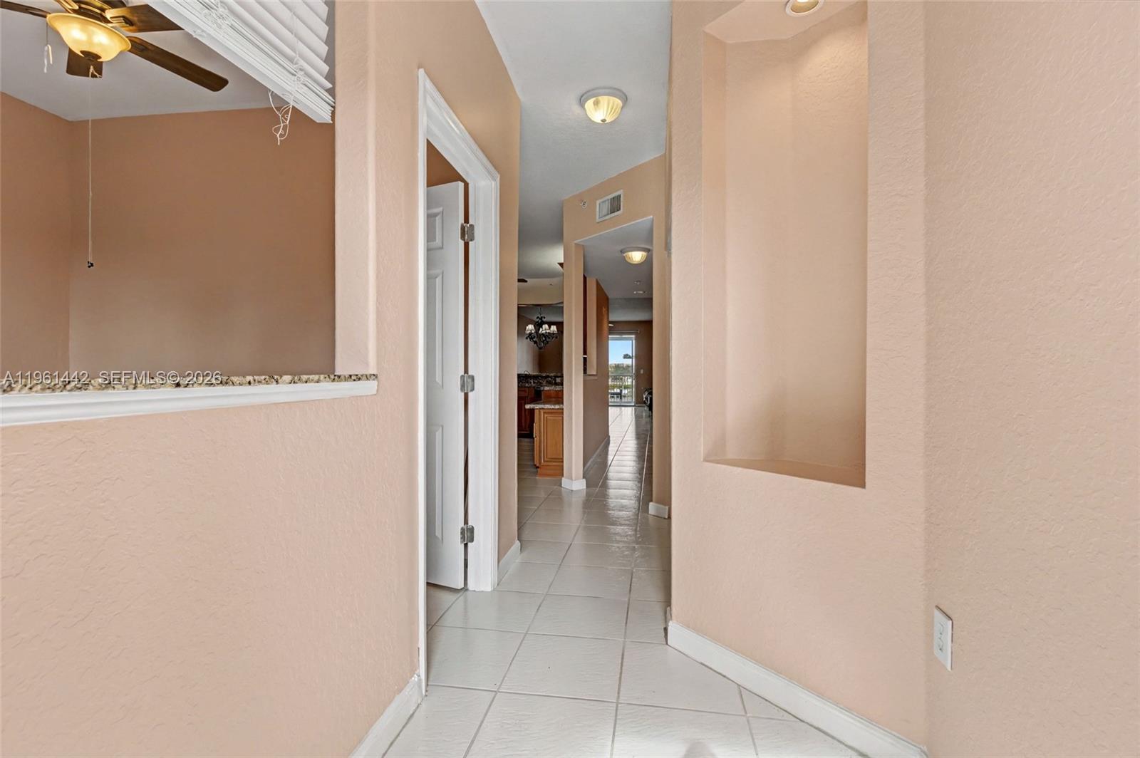 SOUTHAMPTON CONDOMINIUM F - Residential
