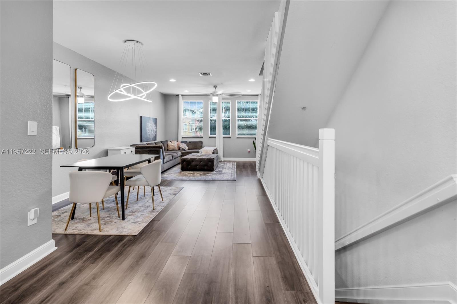 CITYSIDE CONDO - Residential