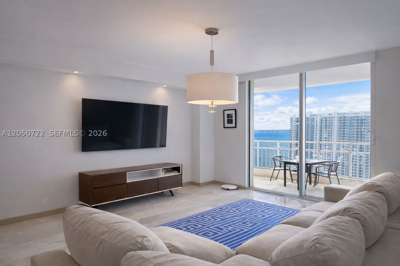 COURVOISIER COURTS CONDO - Residential Lease
