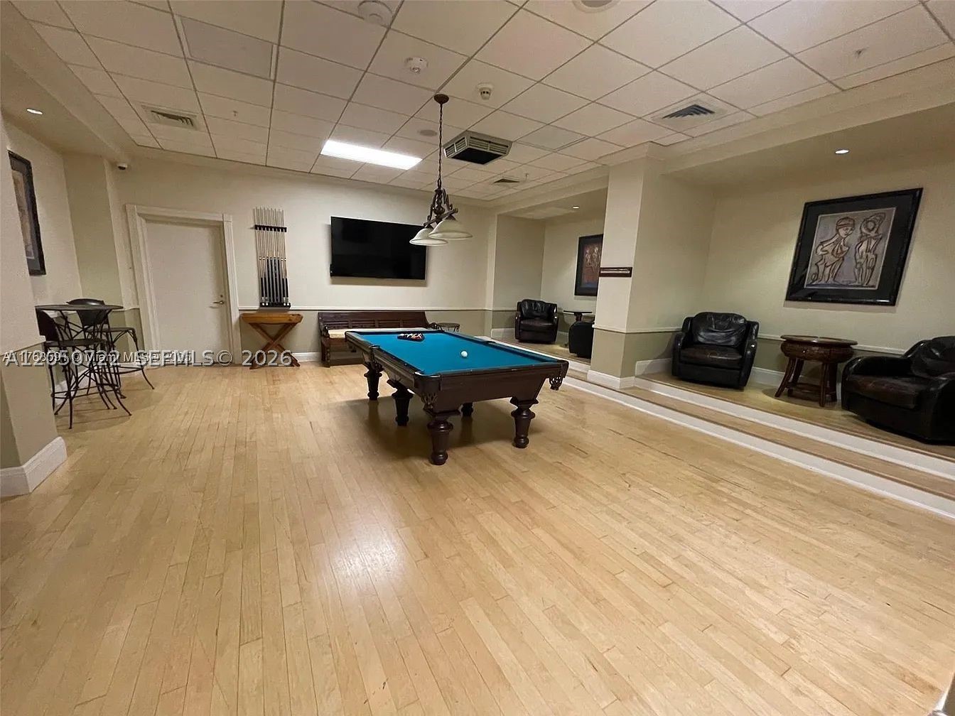 COURVOISIER COURTS CONDO - Residential Lease