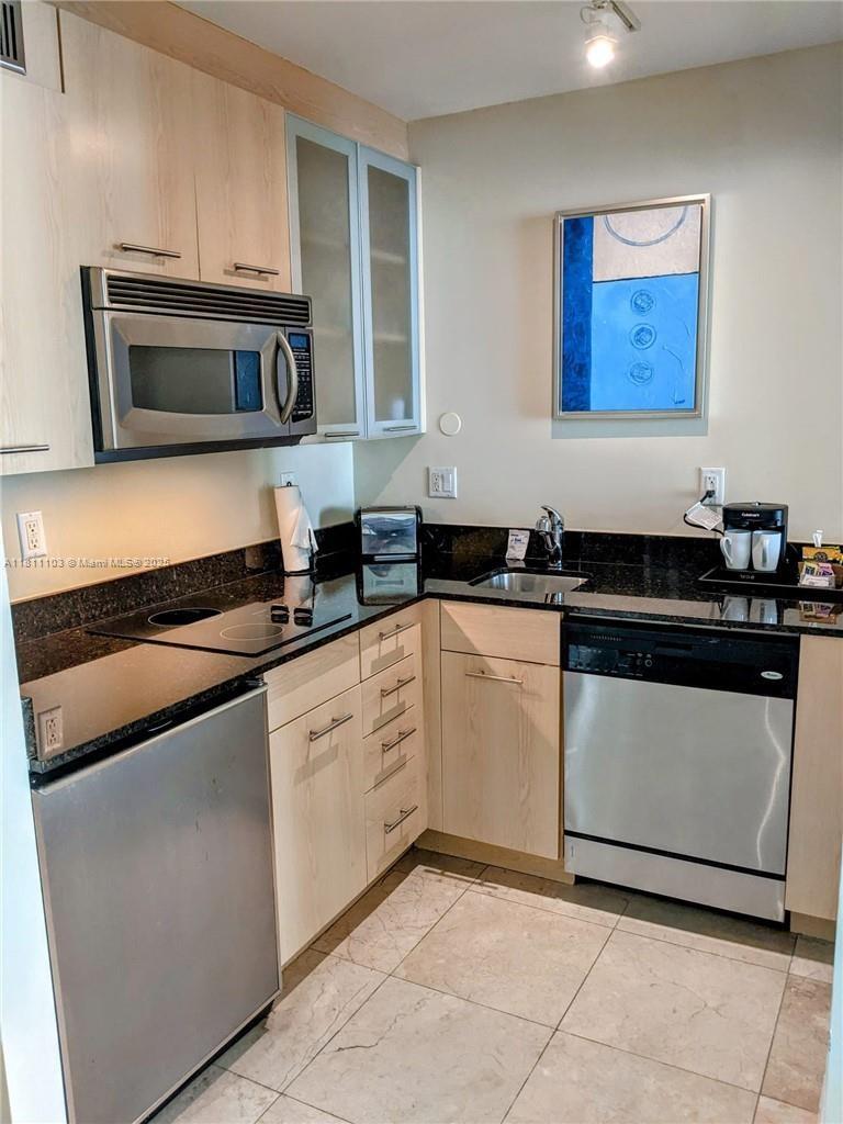 GALLERY ONE CONDO - Residential