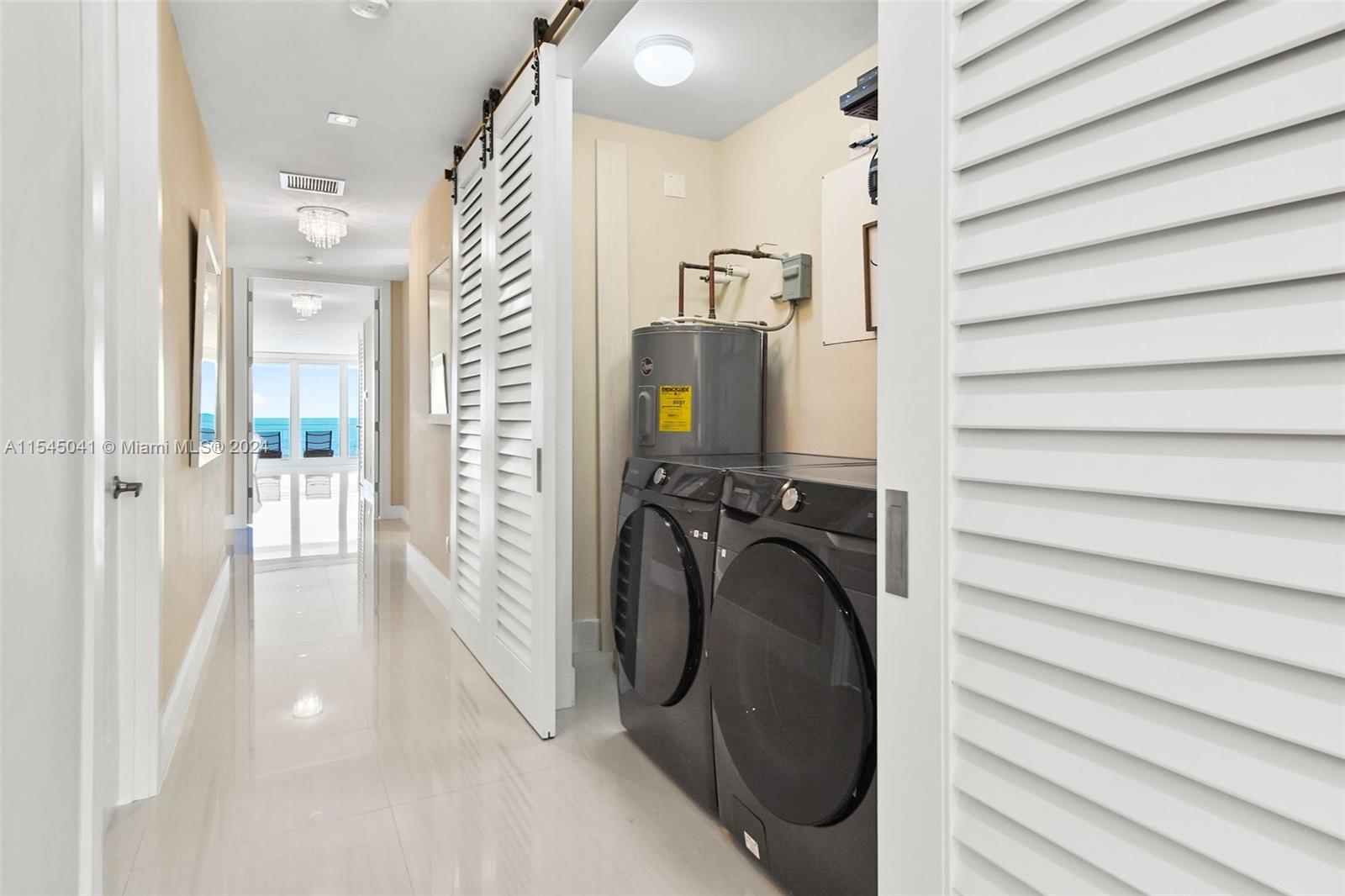 TAVERNIER HEIGHTS - Residential