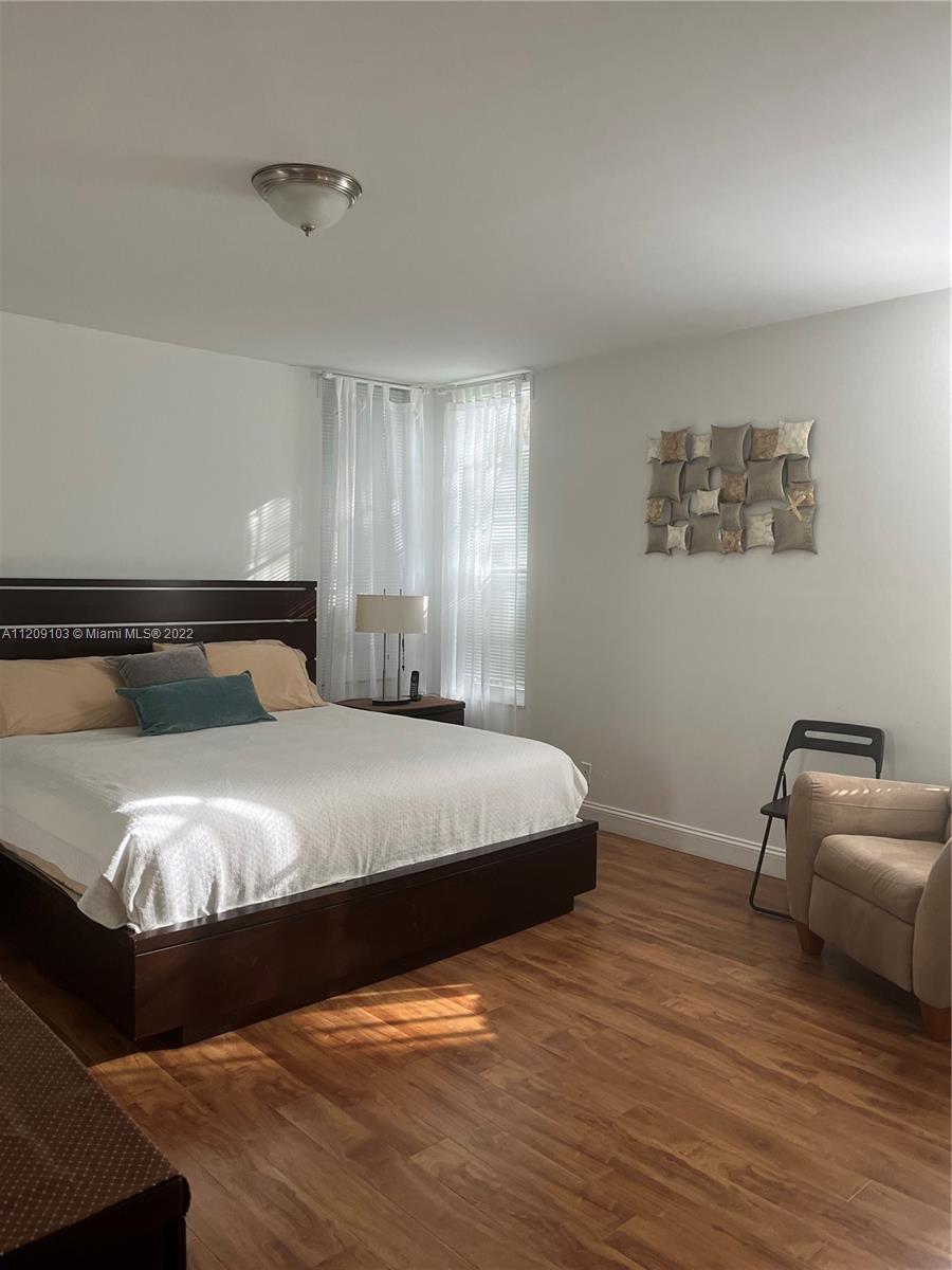 PALM-AIRE C C APTS 68 CON - Residential Lease