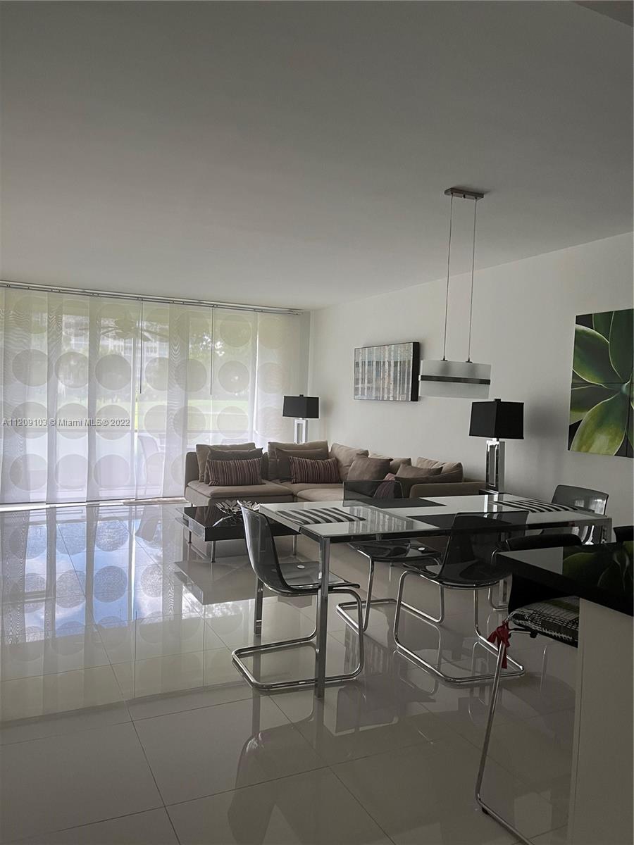 PALM-AIRE C C APTS 68 CON - Residential Lease
