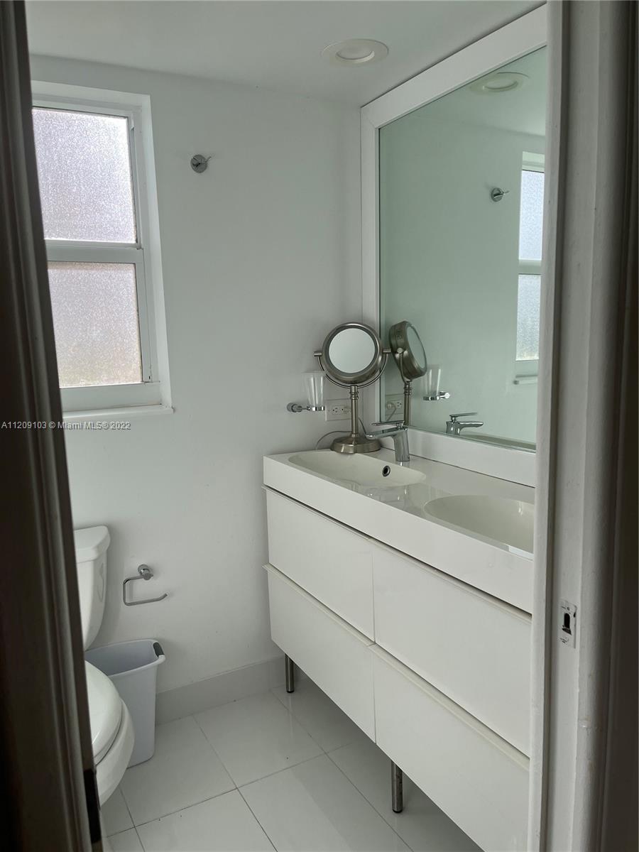 PALM-AIRE C C APTS 68 CON - Residential Lease