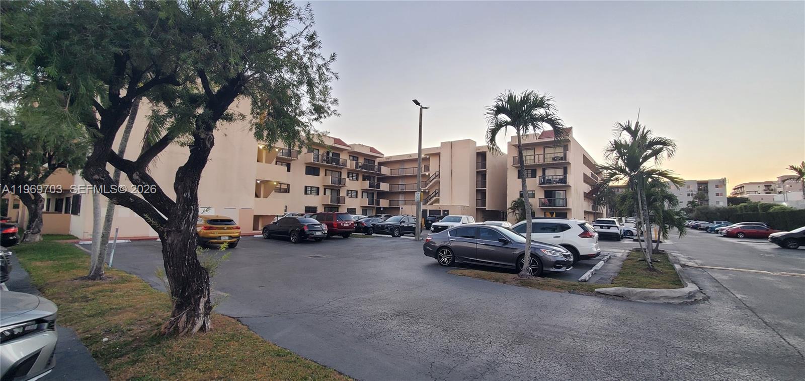 WESTCHESTER POINT CONDO - Residential