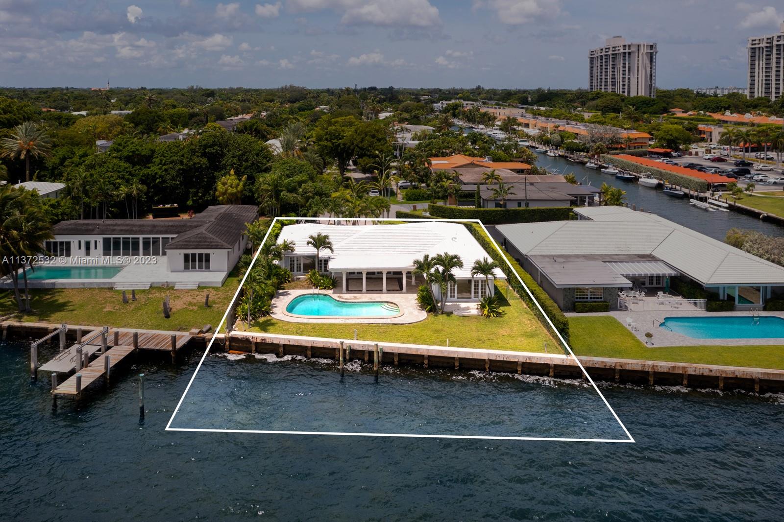 RIVER BAY PARK ADDN - Residential