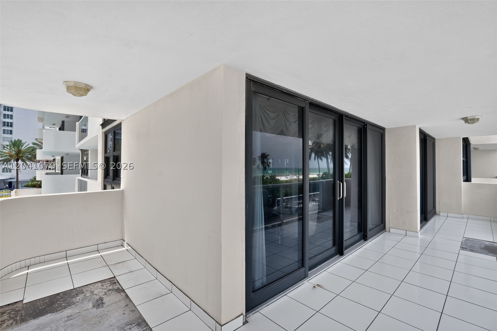 LEXCELLENCE CONDO - Residential