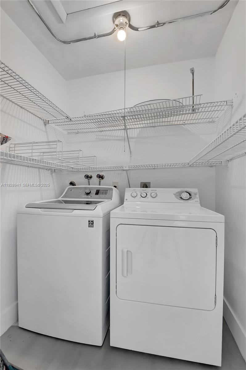 KINGS POINT NORMANDY COND - Residential Lease