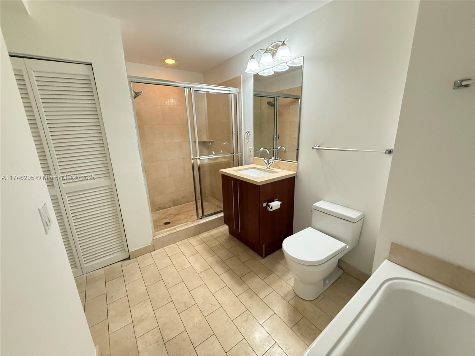 THE AXIS ON BRICKELL II C - Residential Lease