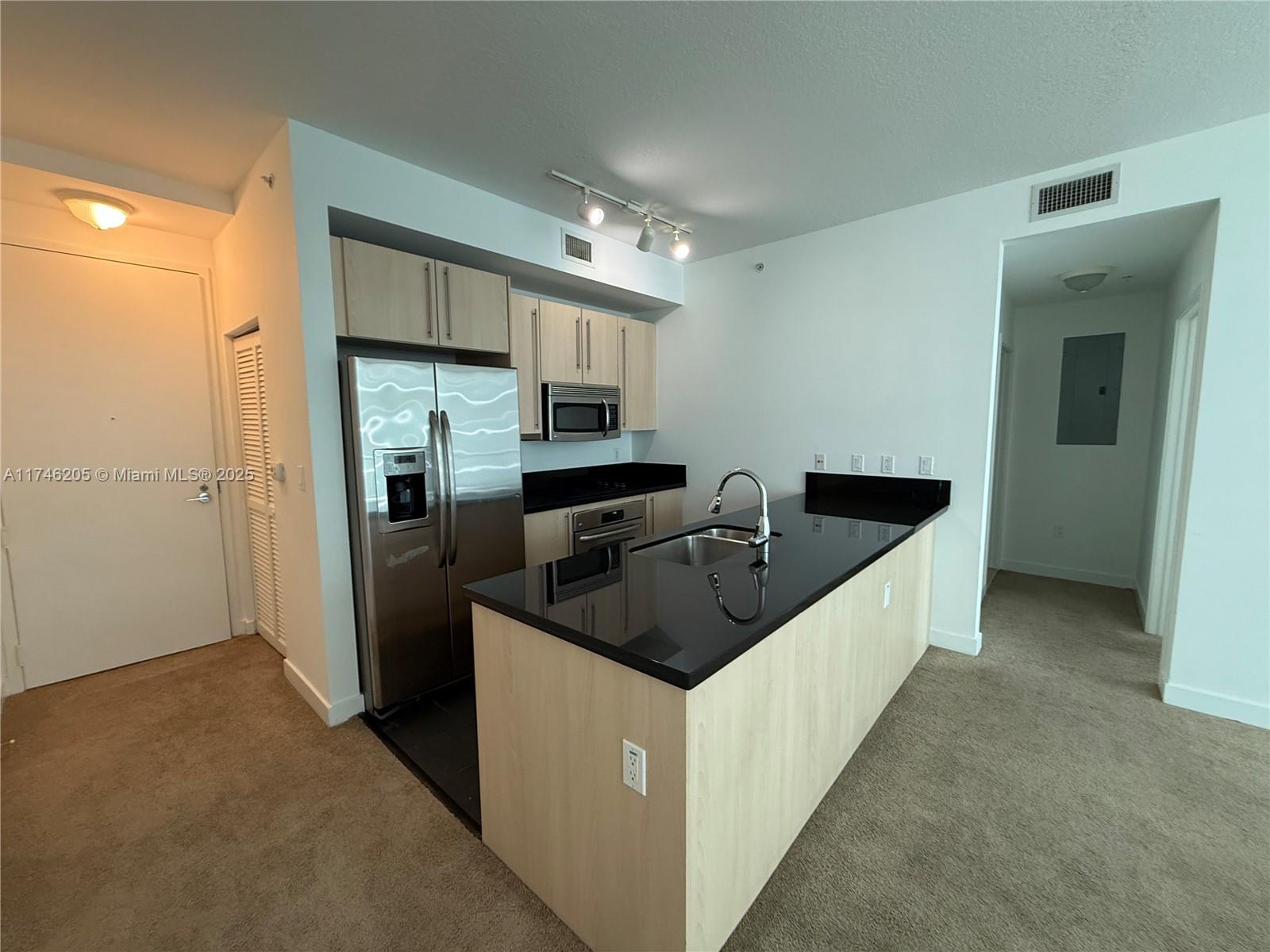 THE AXIS ON BRICKELL II C - Residential Lease