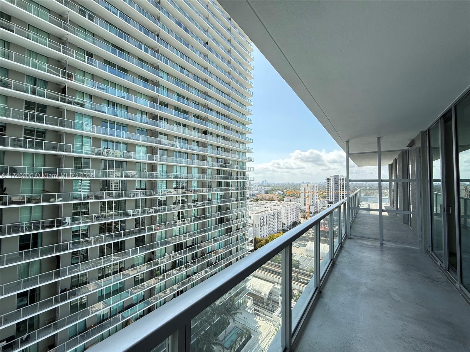 THE AXIS ON BRICKELL II C - Residential Lease