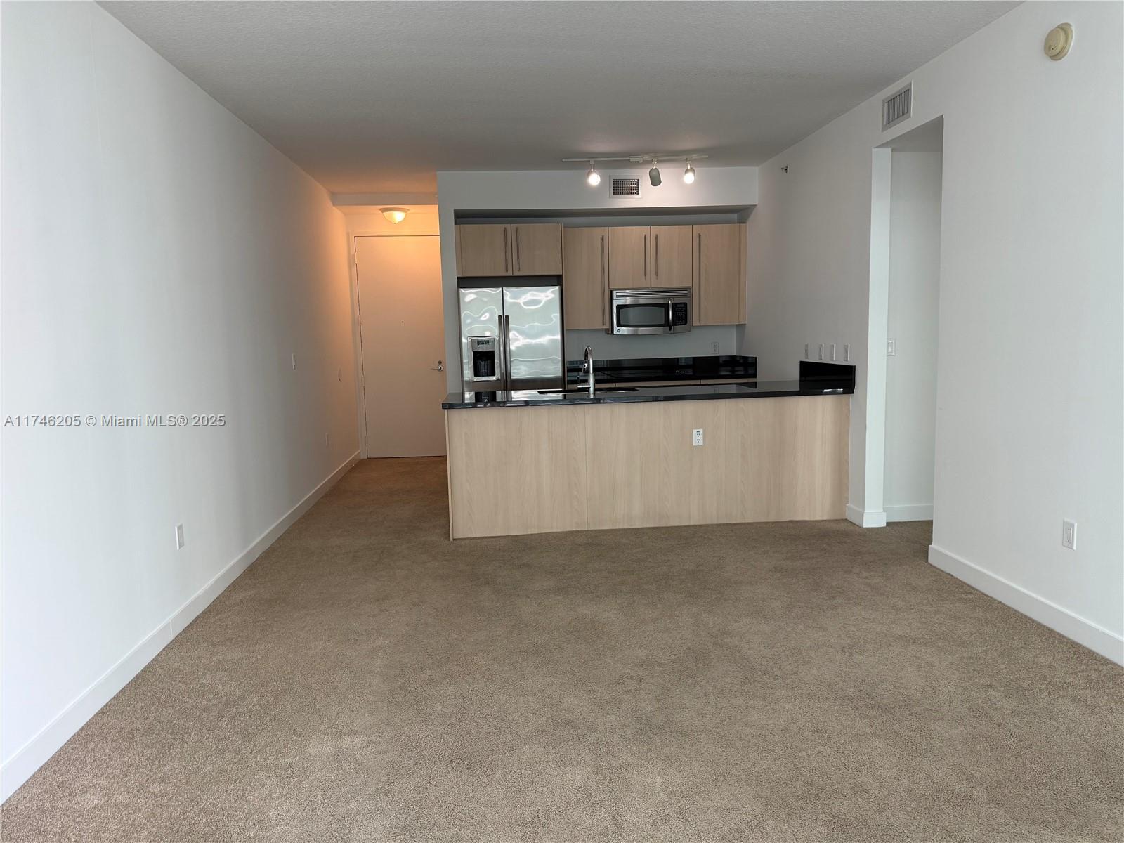 THE AXIS ON BRICKELL II C - Residential Lease