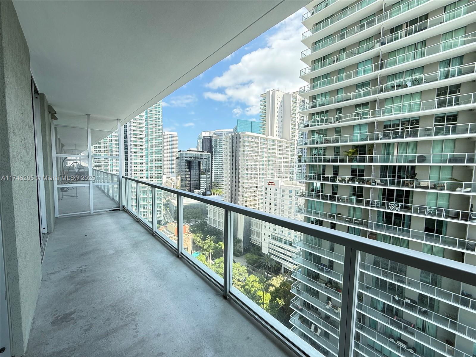 THE AXIS ON BRICKELL II C - Residential Lease