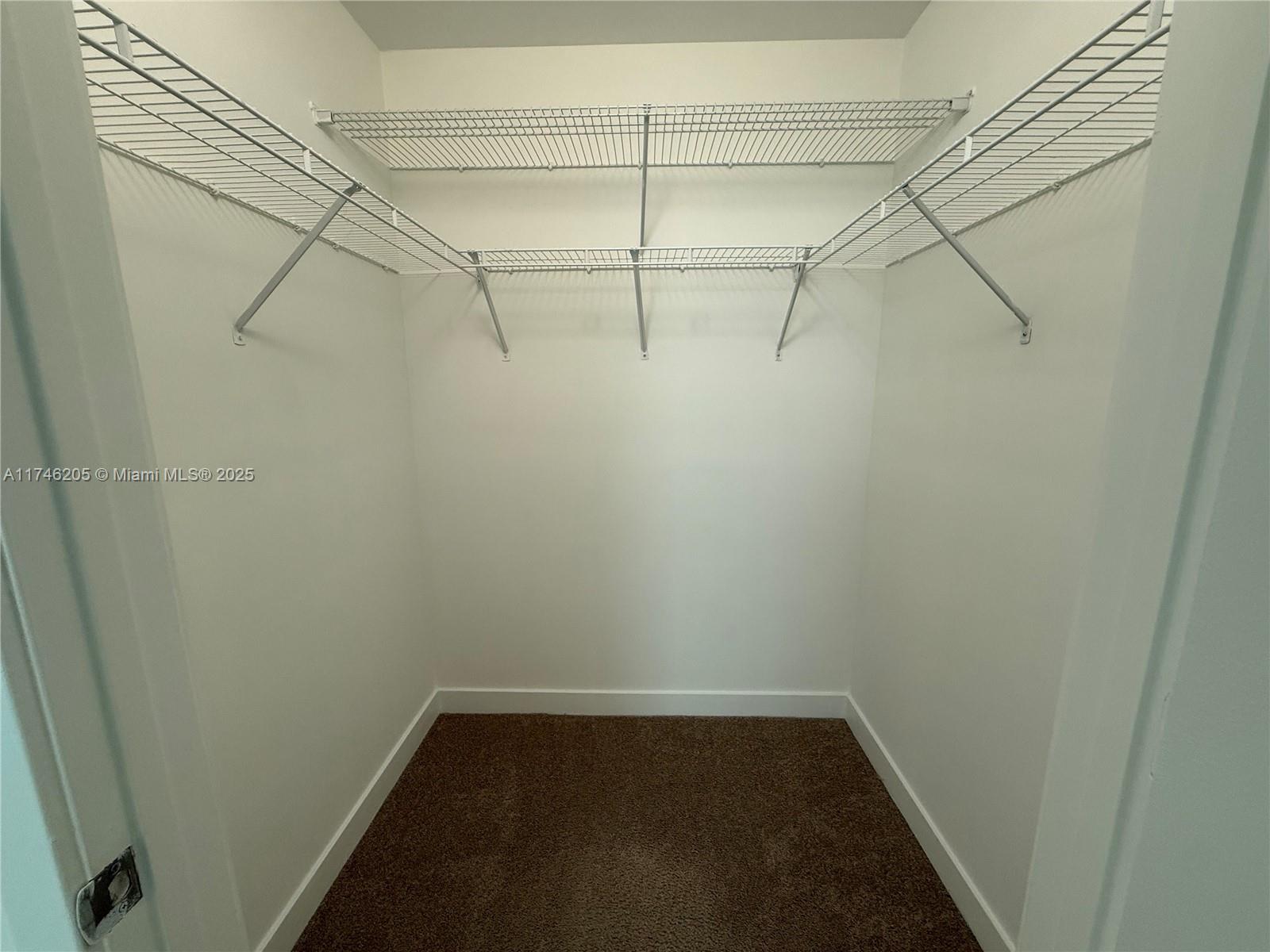THE AXIS ON BRICKELL II C - Residential Lease
