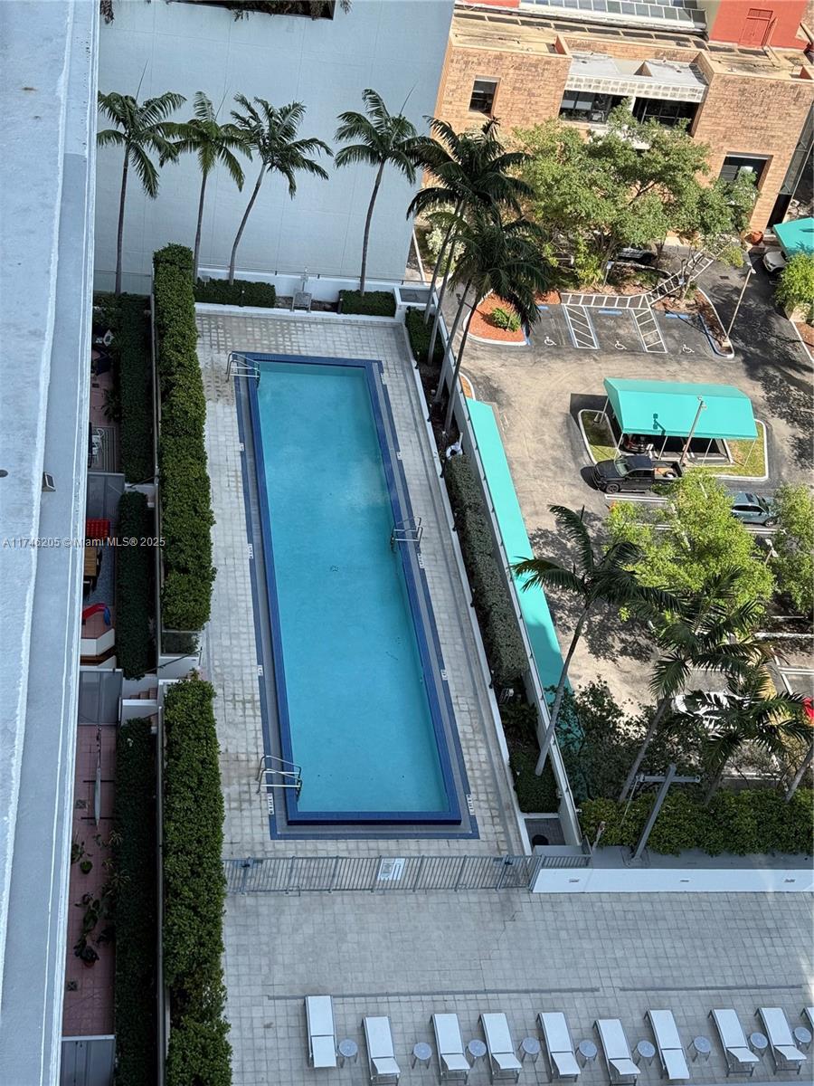 THE AXIS ON BRICKELL II C - Residential Lease