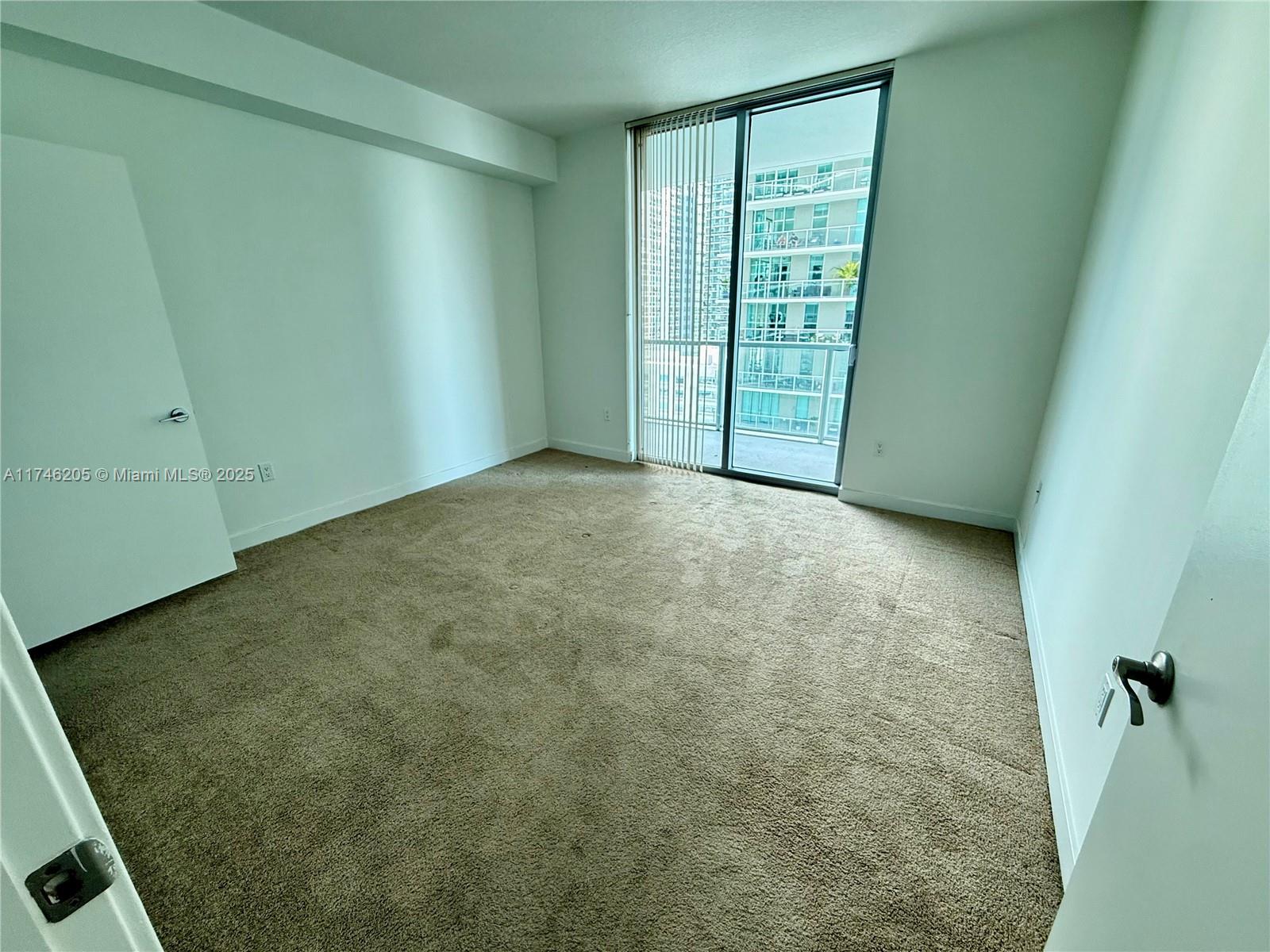 THE AXIS ON BRICKELL II C - Residential Lease