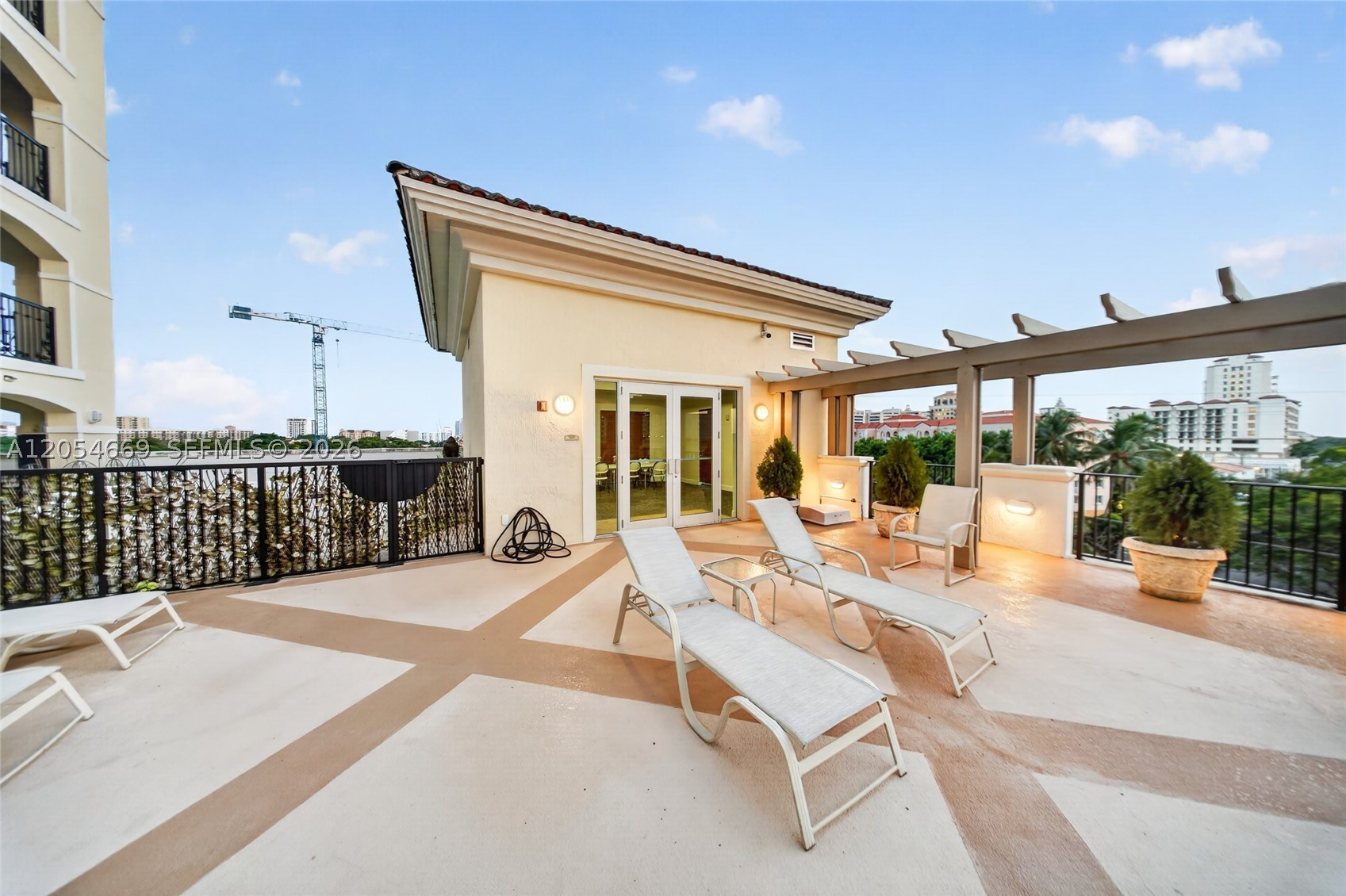 GABLES VIEW CONDO - Residential Lease
