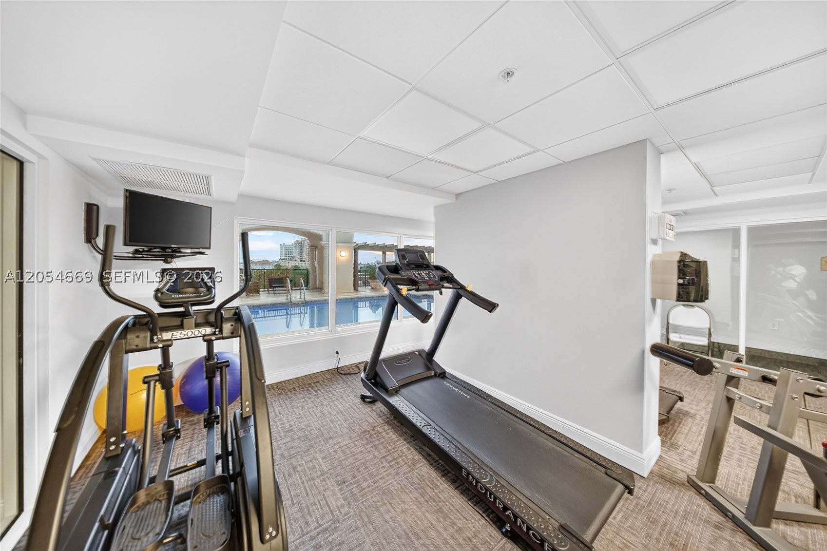 GABLES VIEW CONDO - Residential Lease