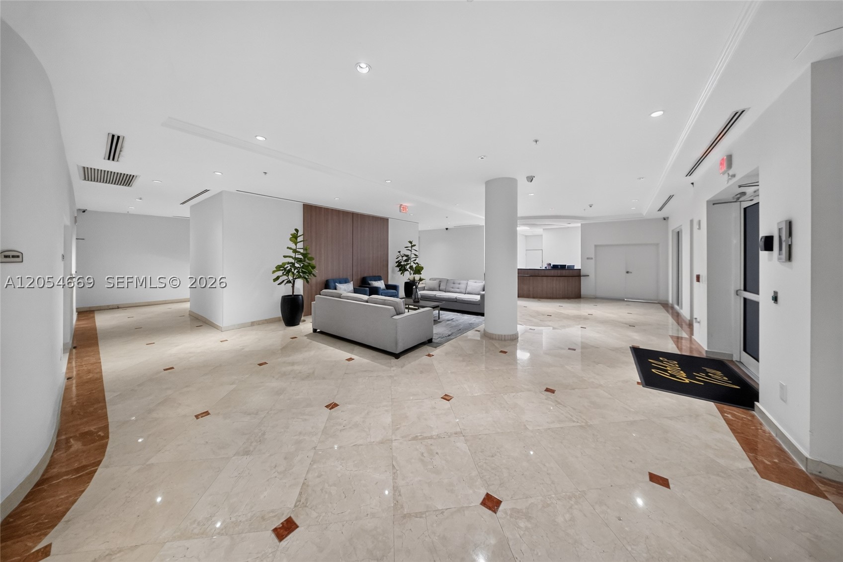 GABLES VIEW CONDO - Residential Lease