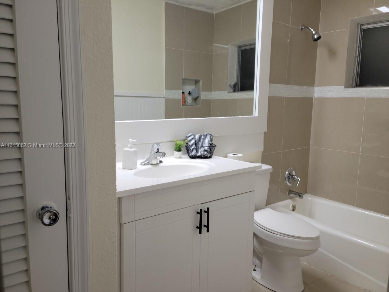 TAMARAC LAKES NORTH 2ND S - Residential