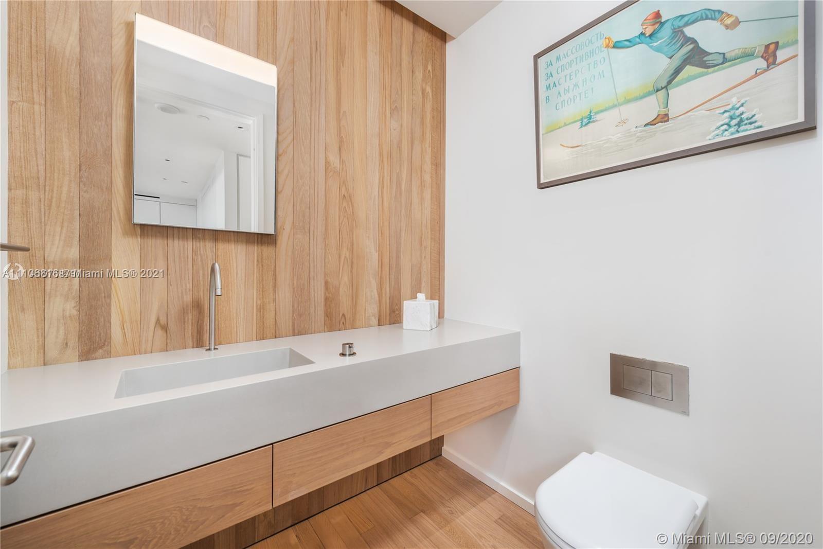 2901 COLLINS CONDO - Residential Lease