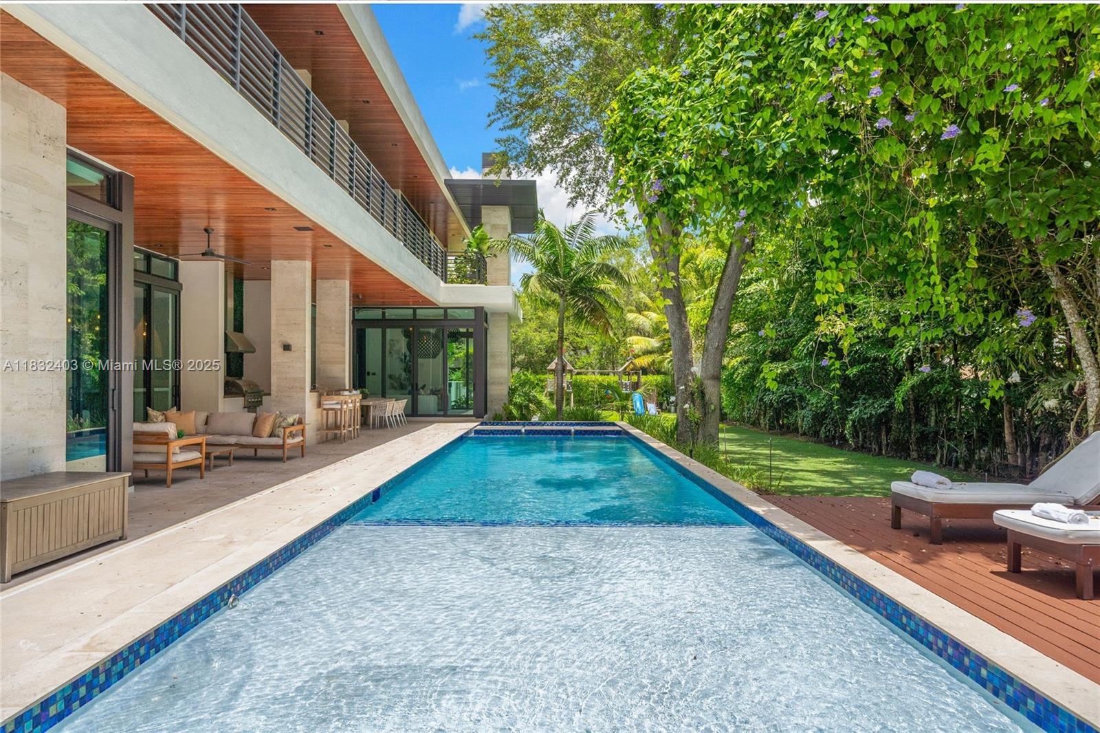 GRANADA PARK AMD - Residential