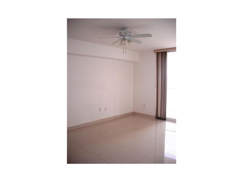THE CLUB AT BRICKELL BAY - Residential Lease