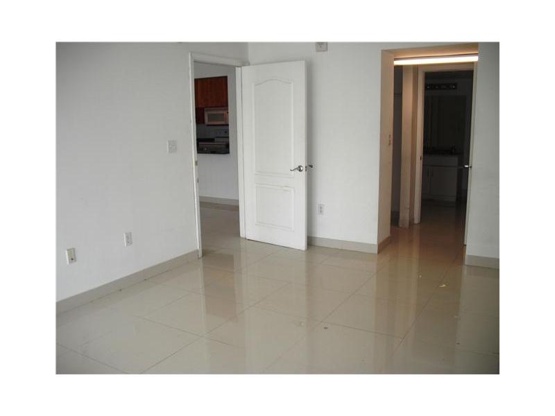 THE CLUB AT BRICKELL BAY - Residential Lease