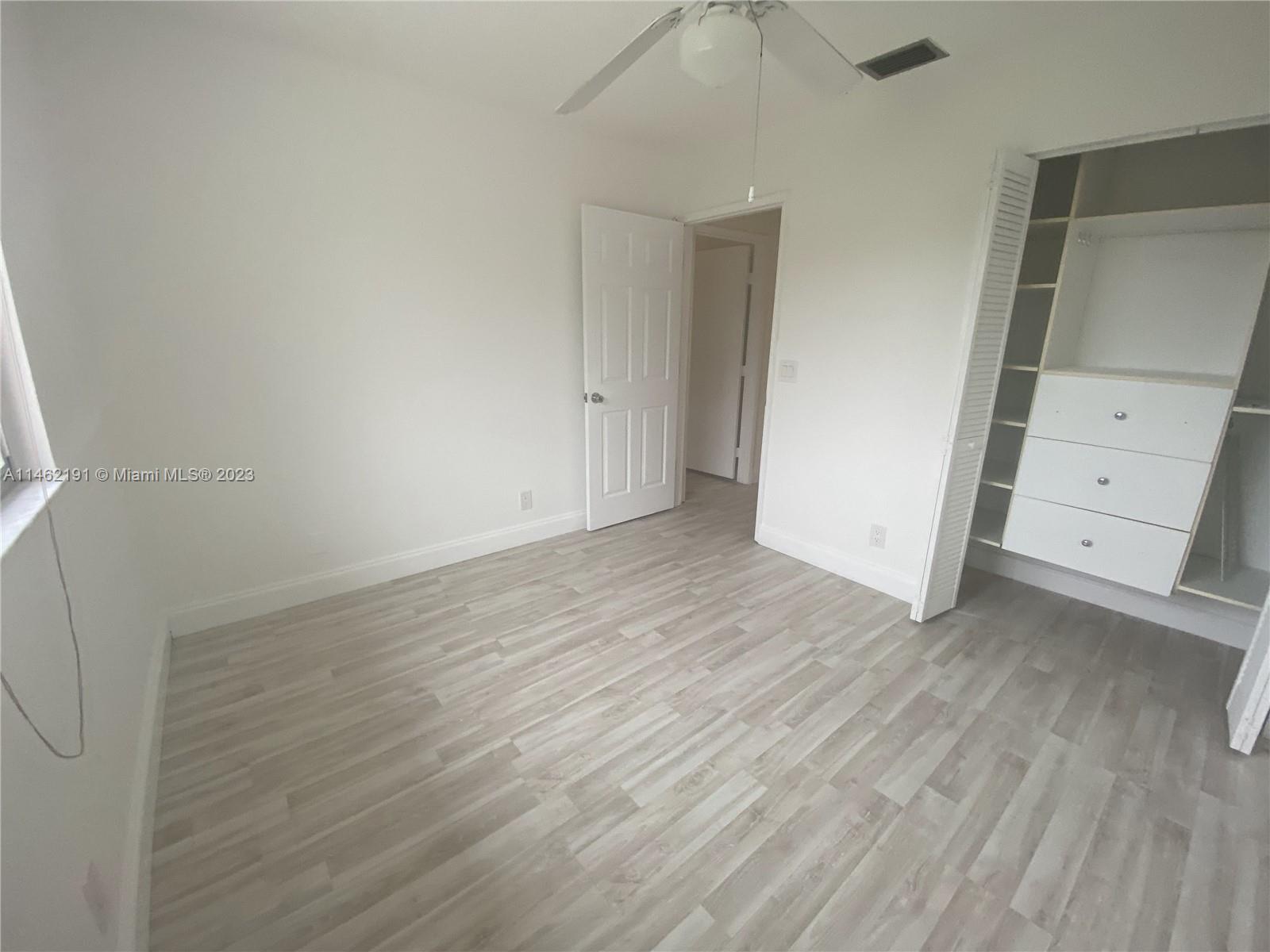 WOODGATE 6 CONDO - Residential Lease