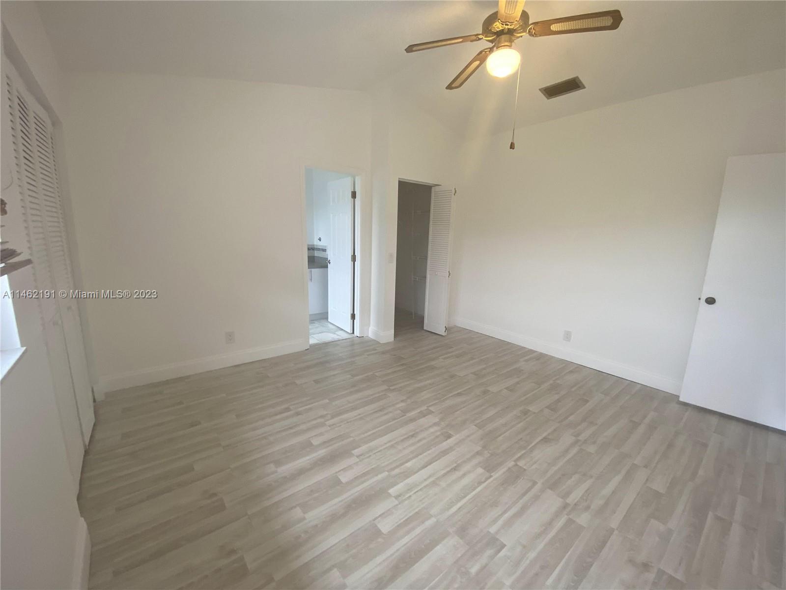 WOODGATE 6 CONDO - Residential Lease
