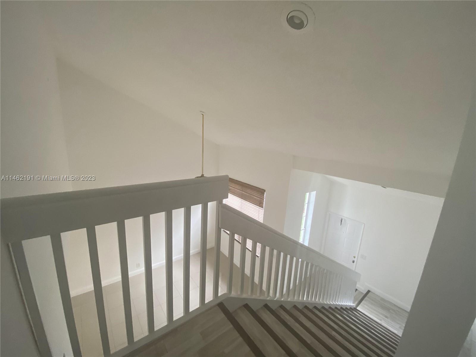 WOODGATE 6 CONDO - Residential Lease