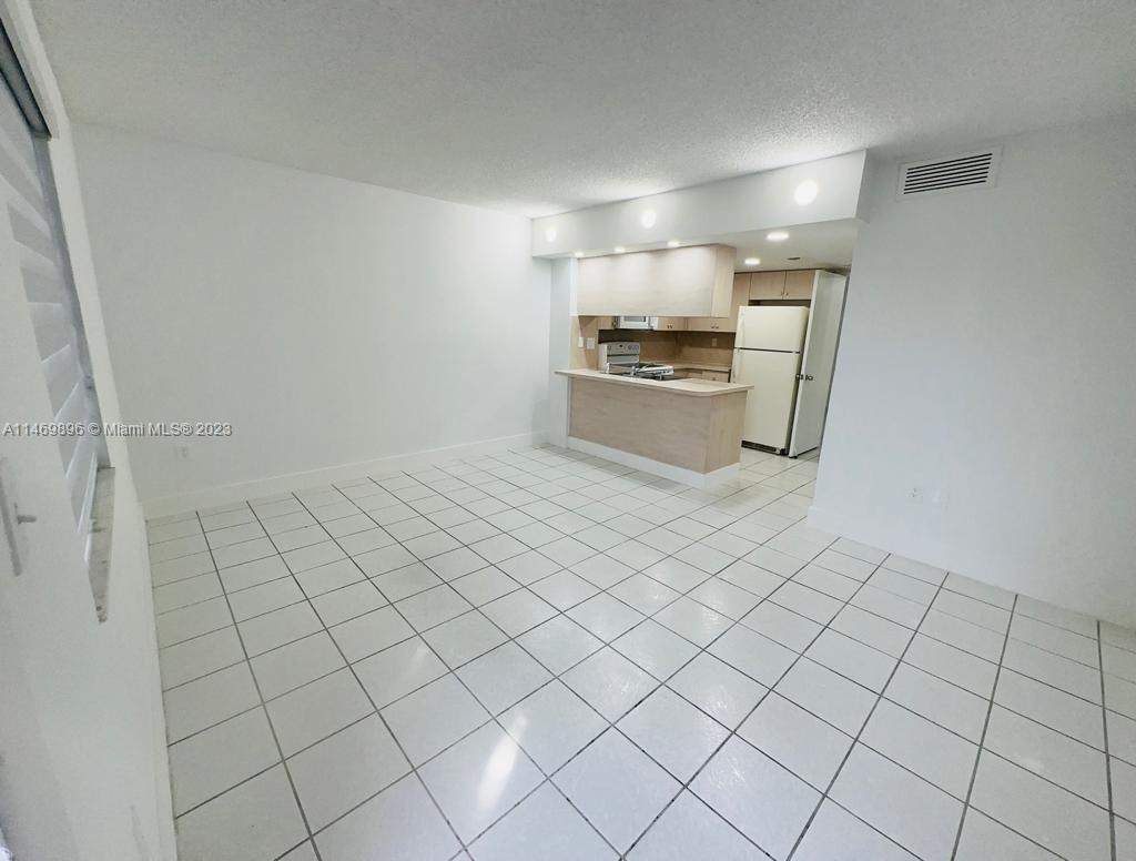 HIALEAH CLUB VILLAS CONDO - Residential Lease