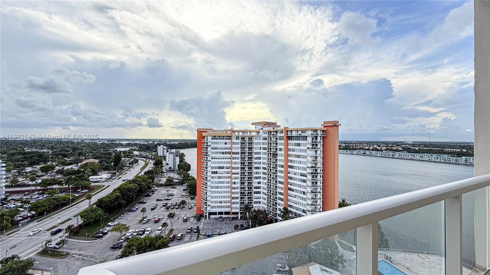 Rented at $1,650 for 12/10/2026. Experience the epitome of Miami living in this penthouse unit featuring oversized ceilings and expansive windows, flooding the space with natural light and creating a bright, open ambiance. This well-maintained 1-bedroom, 1-bathroom condominium at the prestigious Buckley Tower offers breathtaking views, modern amenities, and convenient access to I-95.
Perfect for first-time buyers or investors, this property combines comfort, style, and an unbeatable location in the heart of Miami.