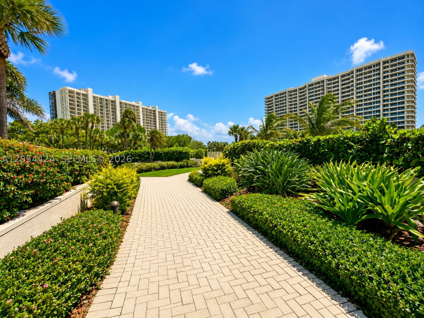 SEA RANCH CLUB OF BOCA II - Residential Lease
