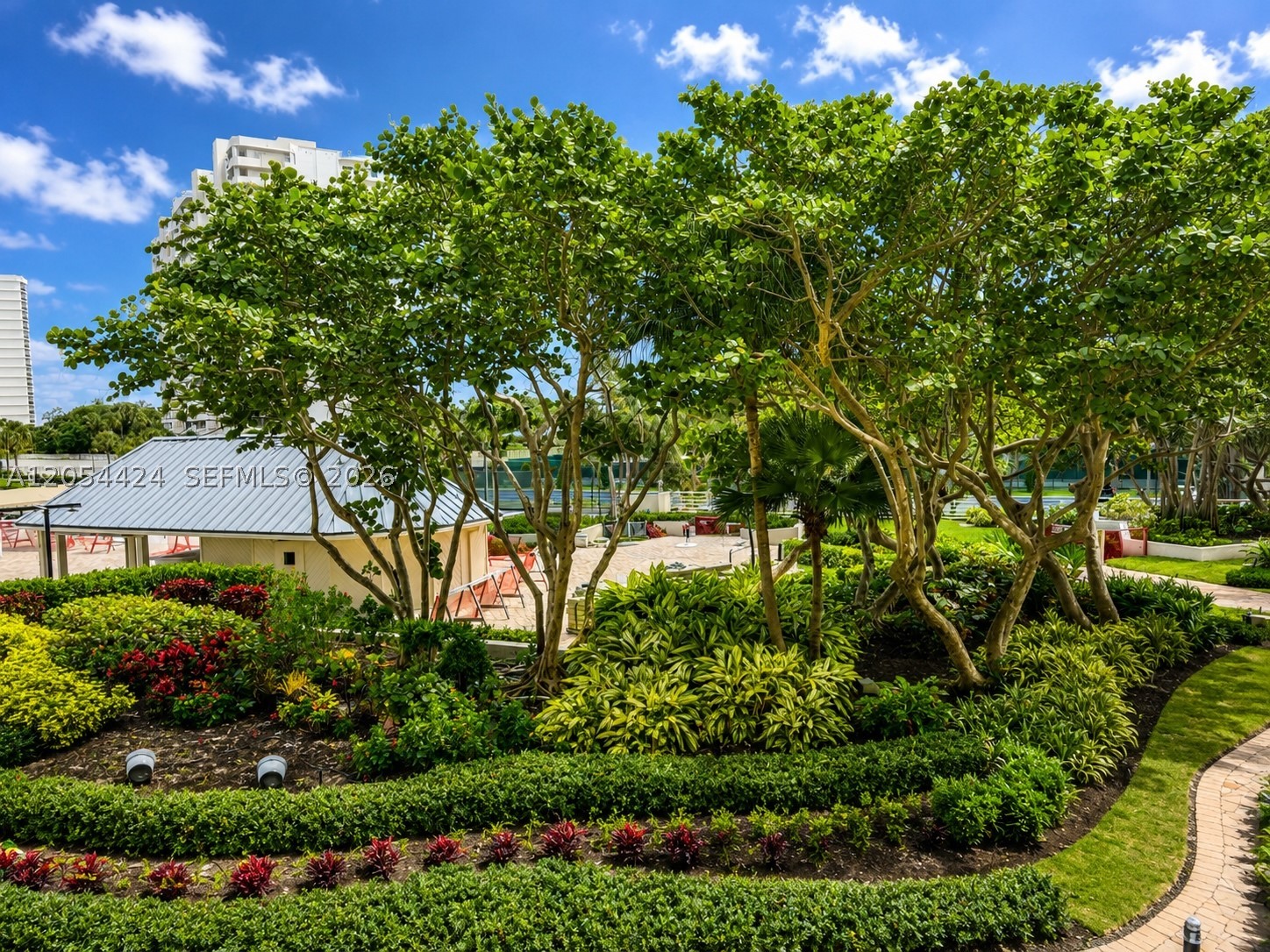 SEA RANCH CLUB OF BOCA II - Residential Lease