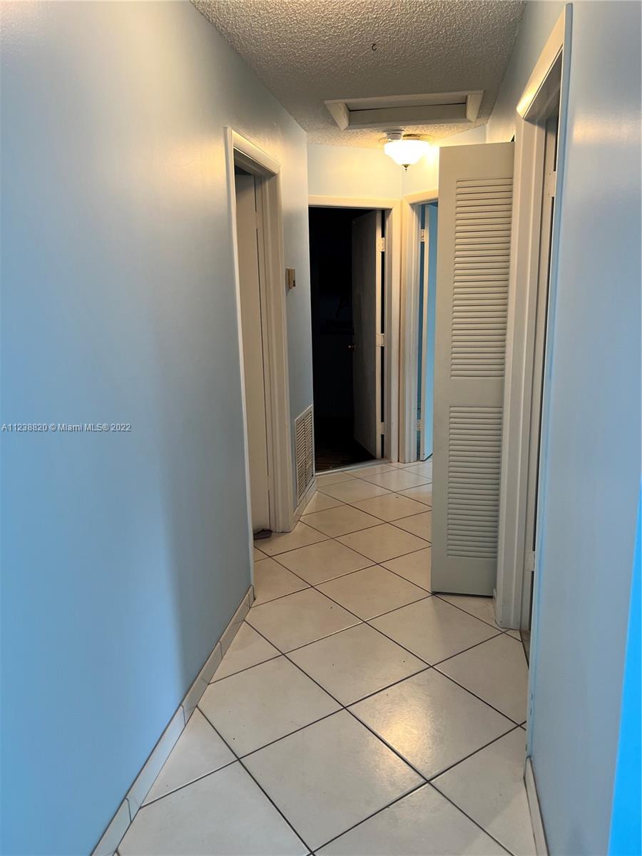 PATIO HOMES OF DORAL PINE - Residential