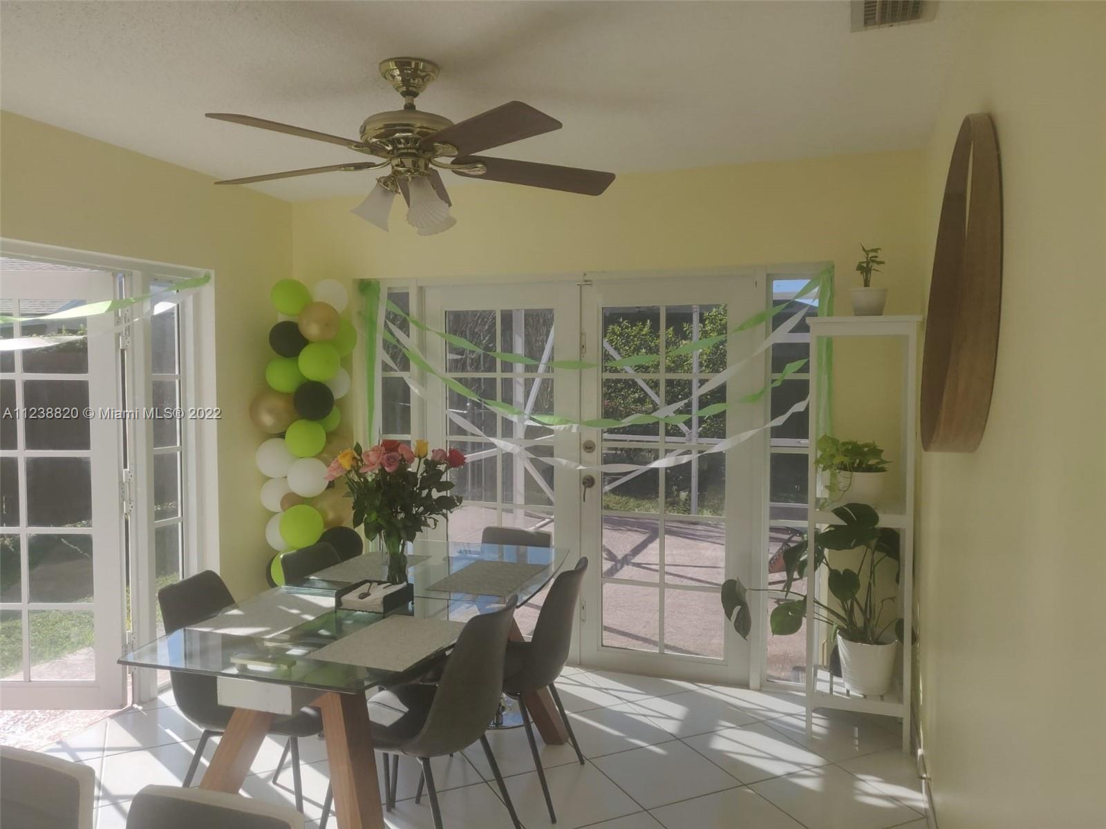 PATIO HOMES OF DORAL PINE - Residential