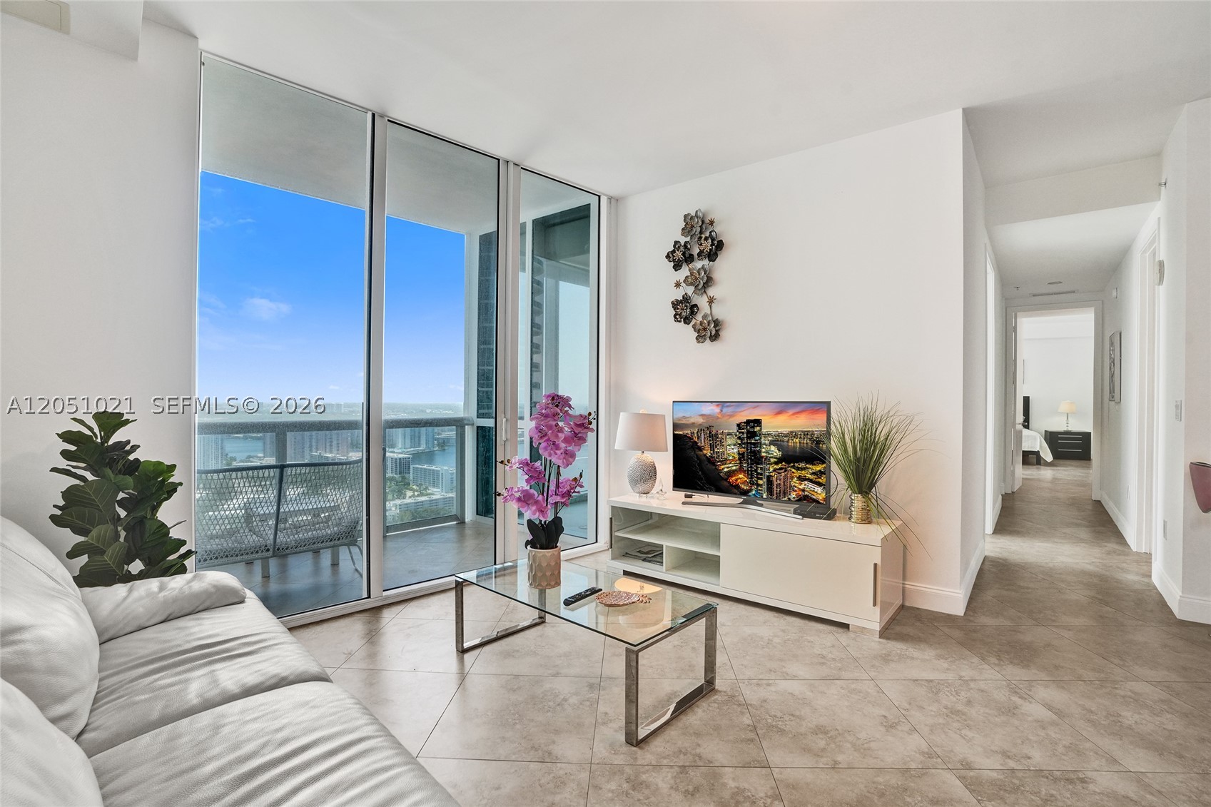 TRUMP ROYALE CONDO - Residential
