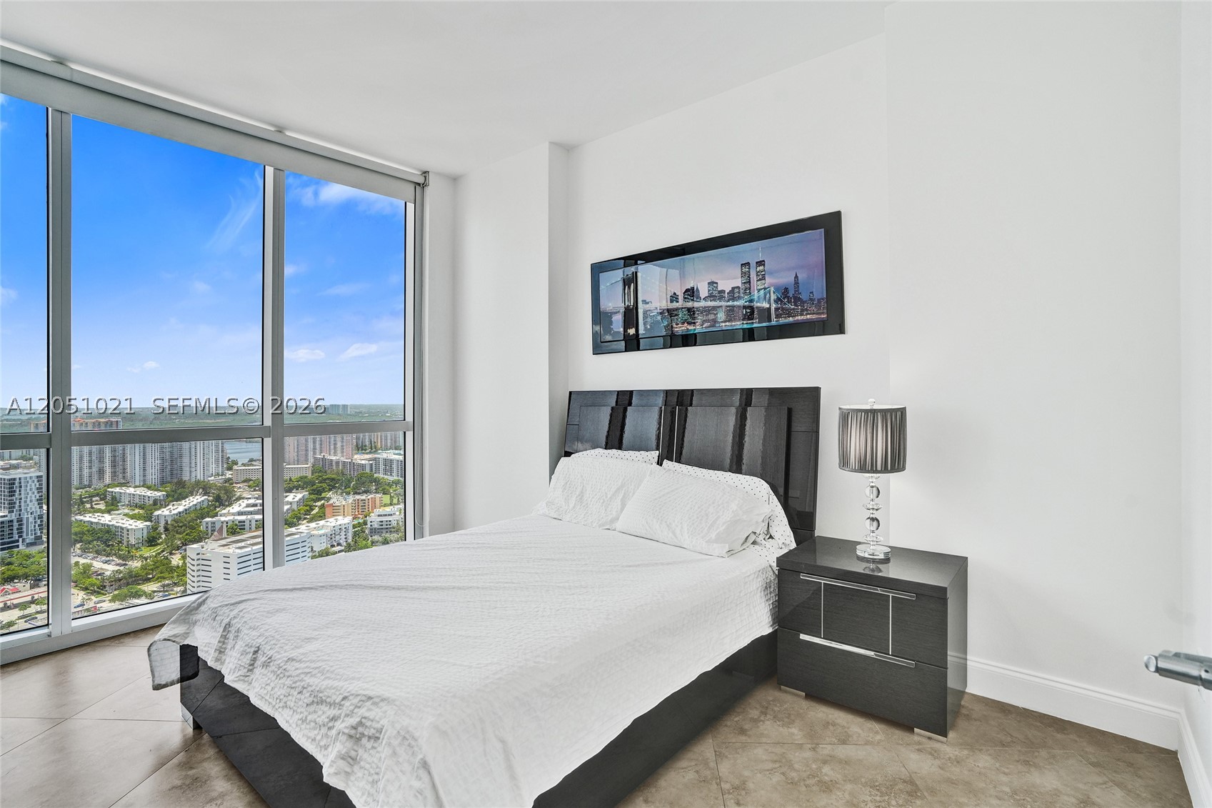 TRUMP ROYALE CONDO - Residential